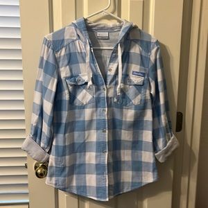 Columbia UNC Button Down Shacket